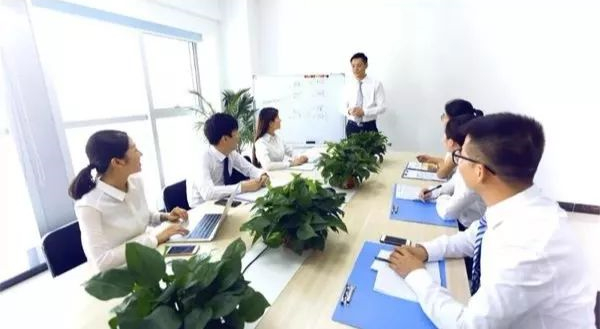 400電話可以影響企業(yè)辦公